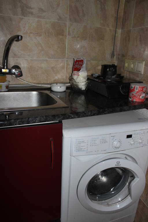 Lela Apartments Tbilisi Quarto foto